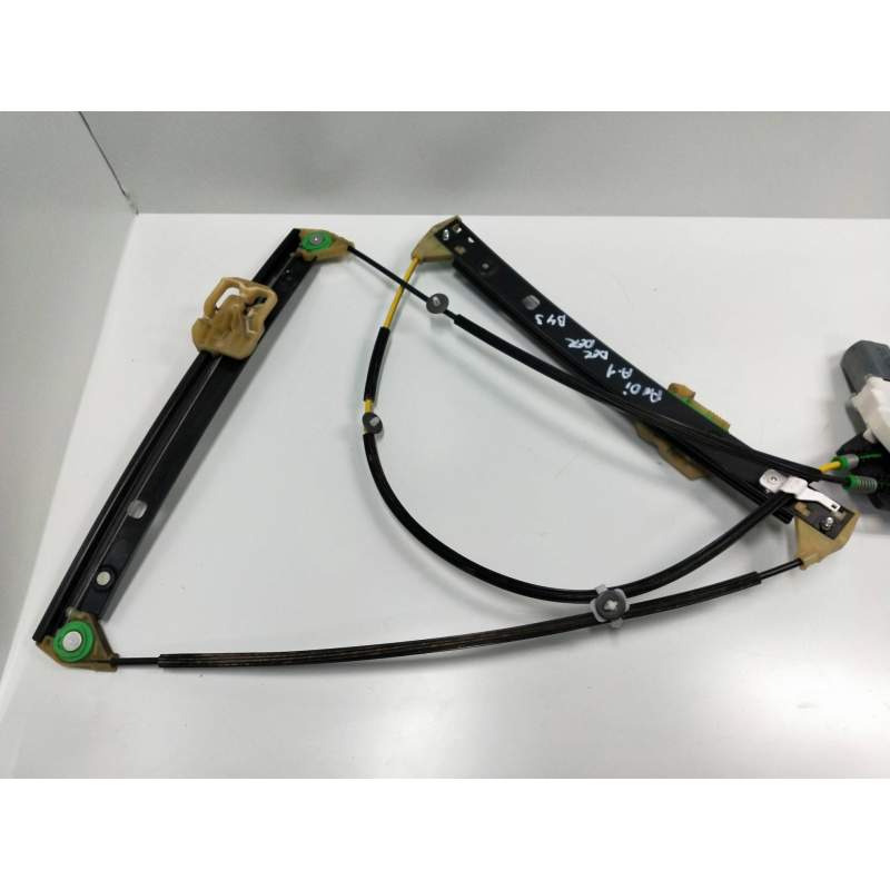Recambio de elevalunas delantero derecho para audi a1 (8x) referencia OEM IAM 8K0959802C 1101A62113110 3P