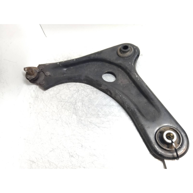 Recambio de brazo suspension inferior delantero izquierdo para peugeot 208 like referencia OEM IAM   