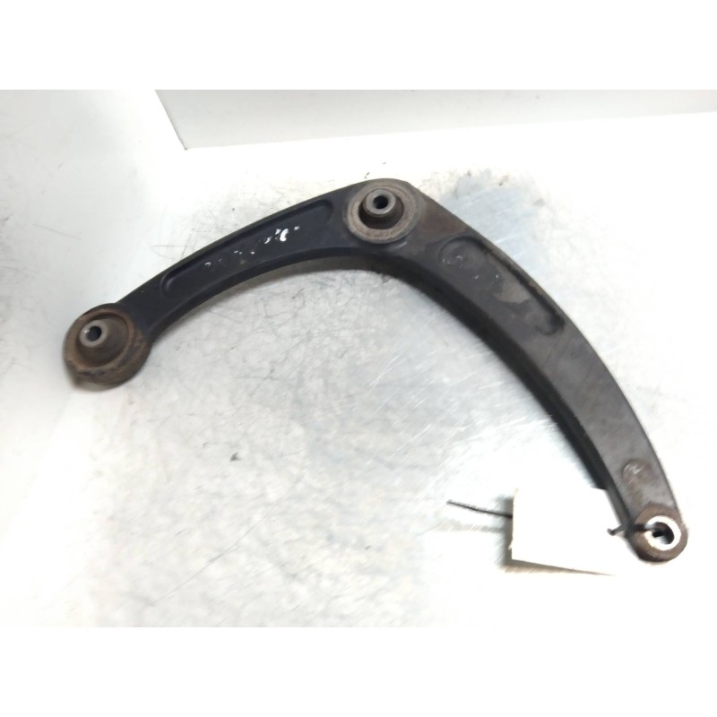 Recambio de brazo suspension inferior delantero izquierdo para peugeot 307 (s1) xr clim plus referencia OEM IAM   