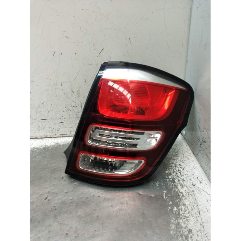 Recambio de piloto trasero derecho para citroën c3 ii (sc_) 1.0 vti 68 referencia OEM IAM   2009