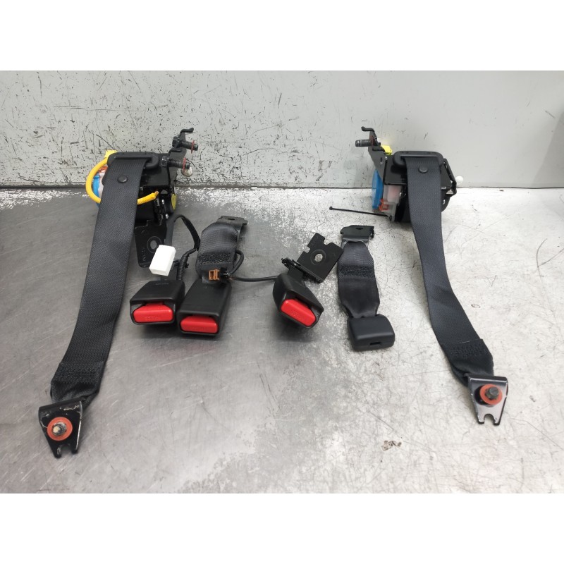 Recambio de juego cinturones trasero para hyundai kona n os referencia OEM IAM 8987019100TRY  