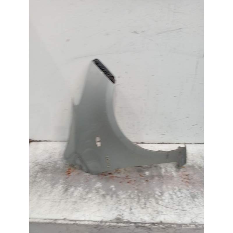 Recambio de aleta delantera derecha para toyota yaris (_p9_) 1.4 d-4d (nlp90_) referencia OEM IAM   2005