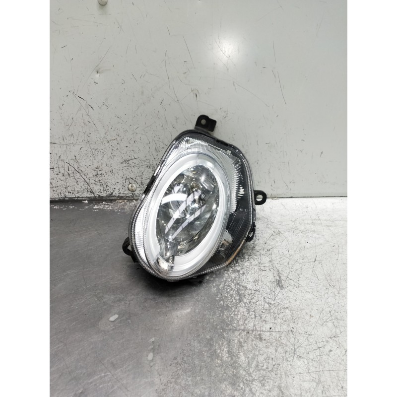 Recambio de faro izquierdo para fiat 500 312 1.0 hybrid referencia OEM IAM   