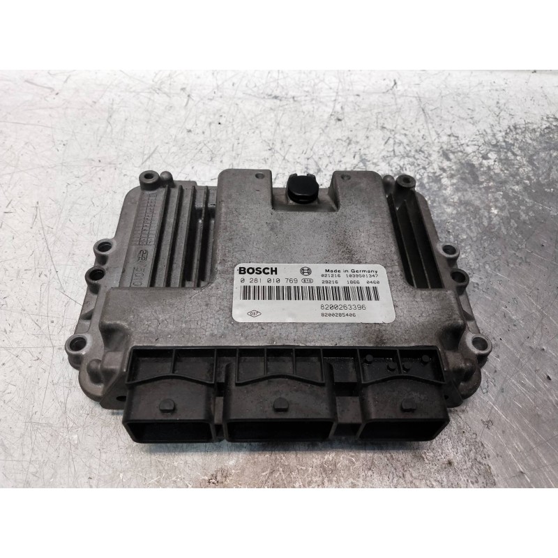 Recambio de centralita motor uce para renault megane ii berlina 5p referencia OEM IAM 0281010769 8200263396 