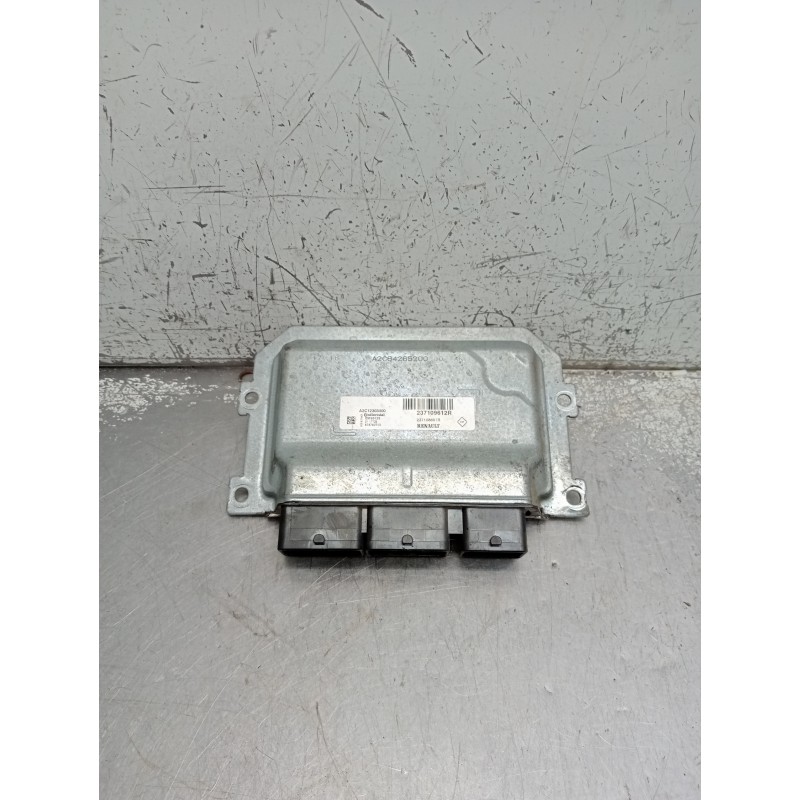 Recambio de centralita motor uce para dacia sandero referencia OEM IAM 237109612R 237108697R 