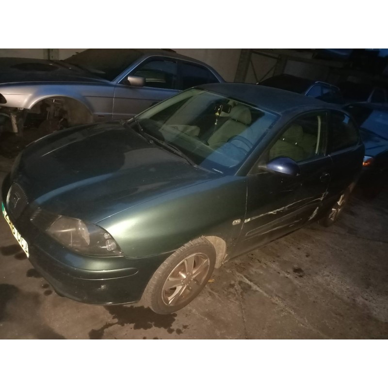 seat ibiza (6l1) del año 2002