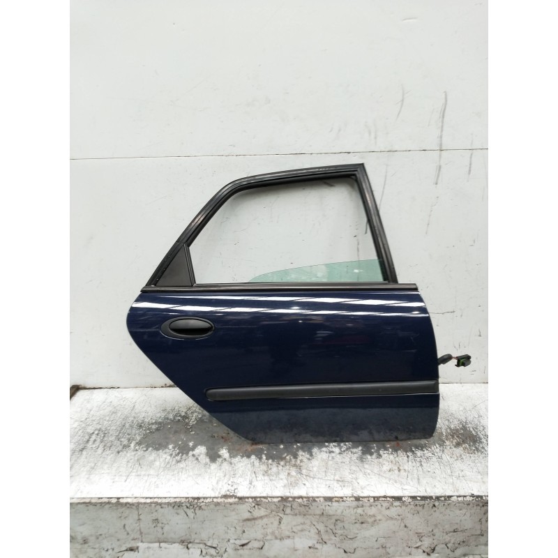 Recambio de puerta trasera derecha para renault laguna (b56) 2.2 dt rxe referencia OEM IAM   5P