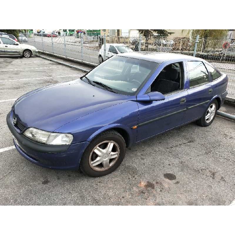 opel vectra b berlina del año 1996