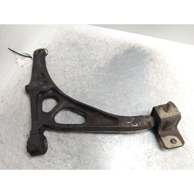 Recambio de brazo suspension inferior delantero izquierdo para peugeot 405 berlina 1.9 cat referencia OEM IAM   