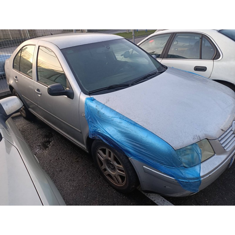 volkswagen bora berlina (1j2) del año 2000