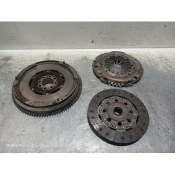 KIT EMBRAGUE 323063410 20CRDI 2004