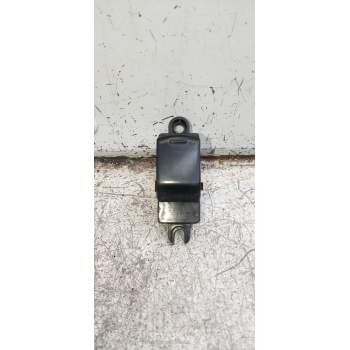 MANDO ELEVALUNAS DELANTERO DERECHO 5P