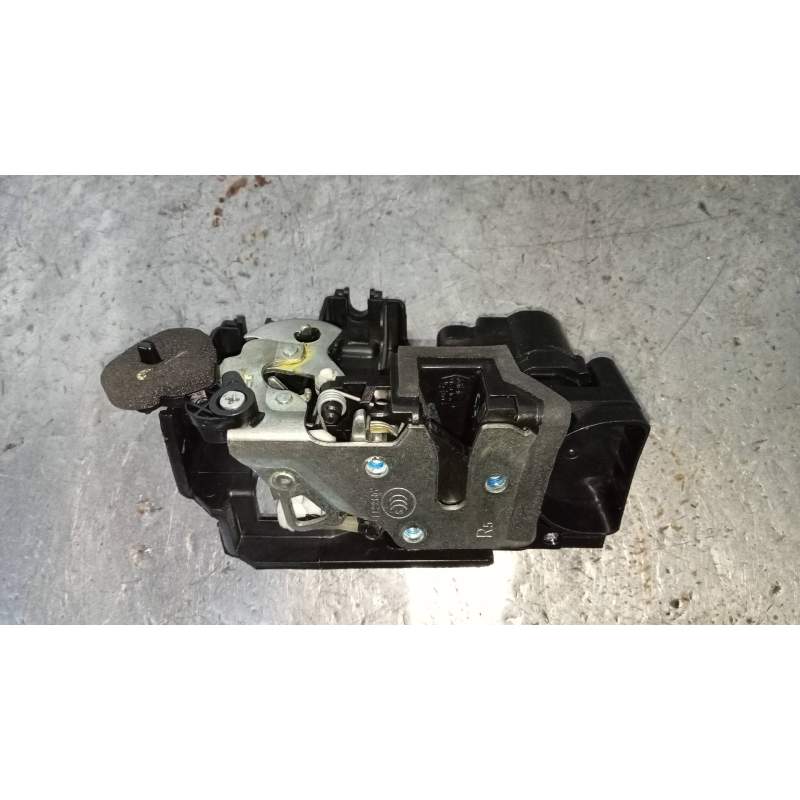 Recambio de motor cierre centralizado trasero derecho para chevrolet spark ls referencia OEM IAM   