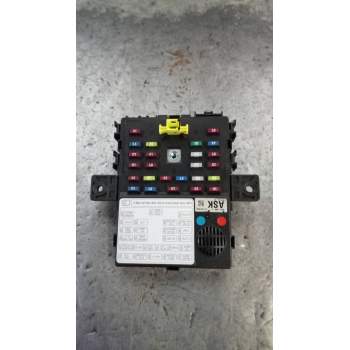 CAJA RELES / FUSIBLES 95020899 