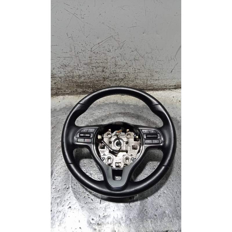 Recambio de volante para kia sportage business 2wd referencia OEM IAM 56100F1130  
