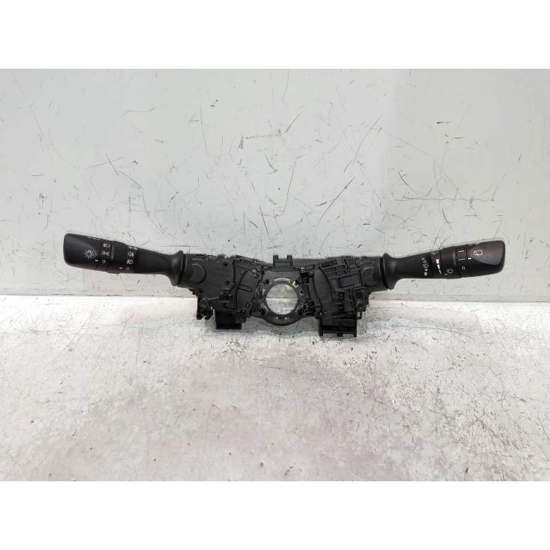 Recambio de mando luces para toyota auris business referencia OEM IAM   