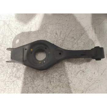 BRAZO SUSPENSION SUPERIOR TRASERO DERECHO 