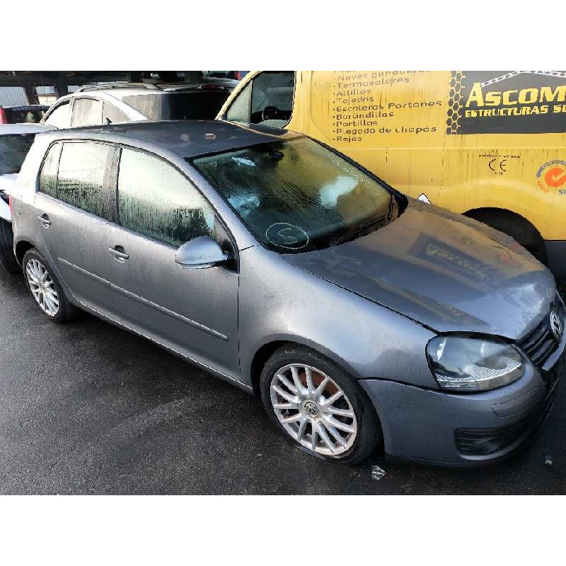 volkswagen golf v berlina (1k1) del año 2007