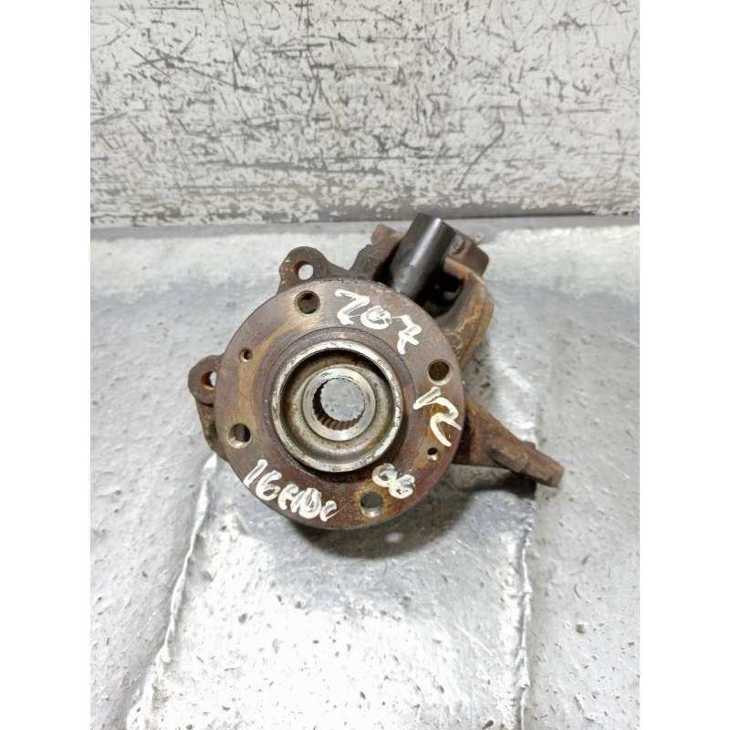 Recambio de mangueta delantera izquierda para peugeot 207 premium referencia OEM IAM  16HDI 2006