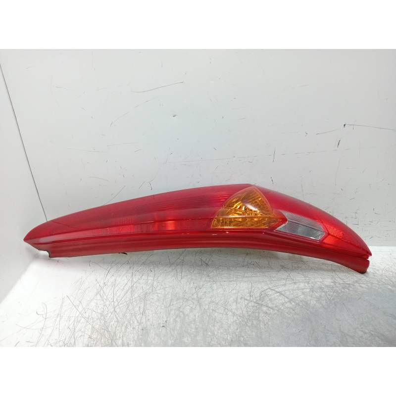 Recambio de piloto trasero derecho para fiat punto berlina (188) 1.2 16v cat referencia OEM IAM  3P 1999