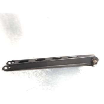 BRAZO SUSPENSION SUPERIOR TRASERO DERECHO 