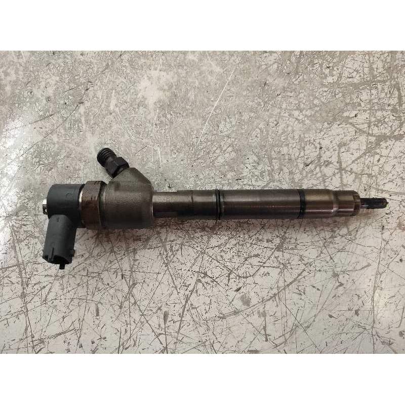 Recambio de inyector para kia pro_cee´d drive referencia OEM IAM 0445110320 338002A900 