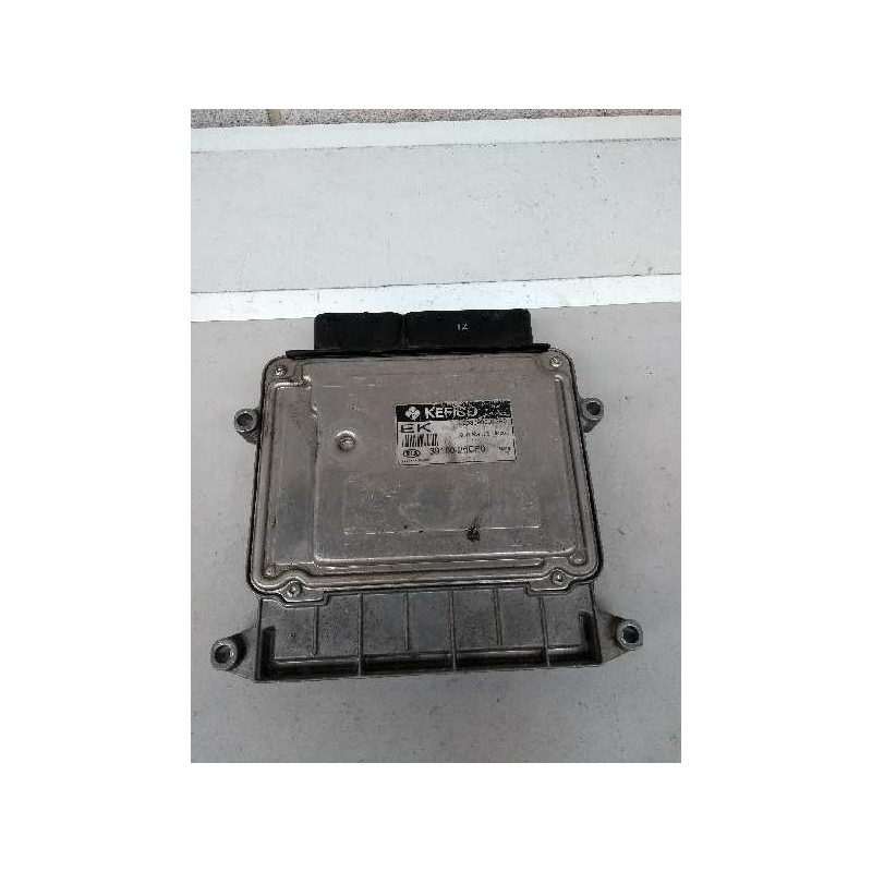 Recambio de centralita motor uce para kia rio 1.4 cat referencia OEM IAM 3910026CF0 9030930912A0 