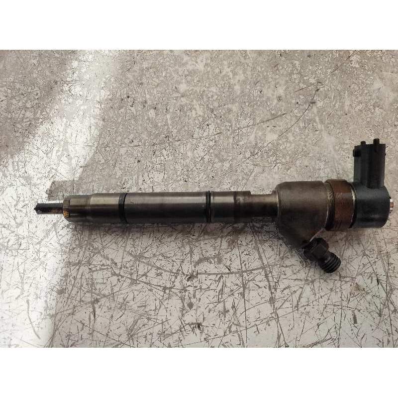 Recambio de inyector para kia pro_cee´d drive referencia OEM IAM 0445110320 338002A900 