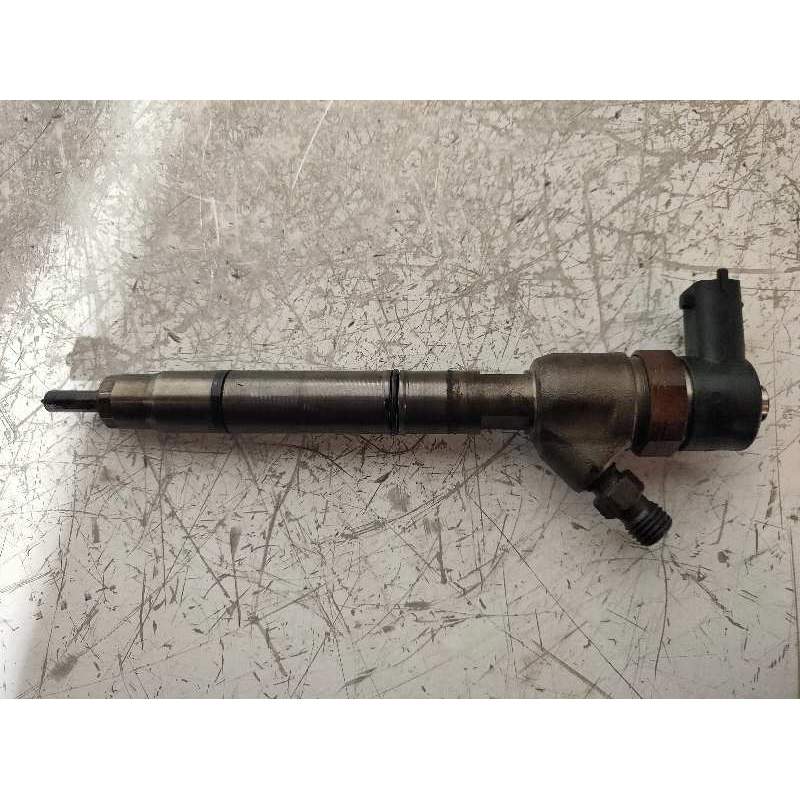 Recambio de inyector para kia pro_cee´d drive referencia OEM IAM 0445110320 338002A900 