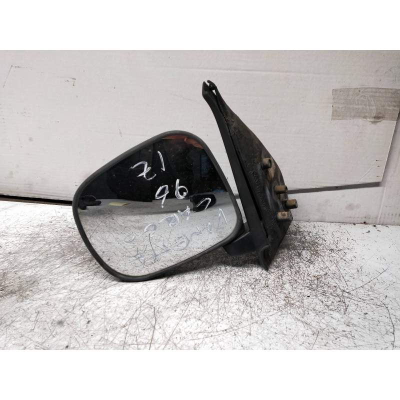 Recambio de retrovisor izquierdo para nissan vanette cargo 2.3 diesel referencia OEM IAM   MANUAL