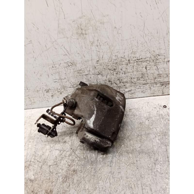 Recambio de pinza freno delantera derecha para volkswagen passat b5 (3b2) 1.8 t referencia OEM IAM  18G 1997