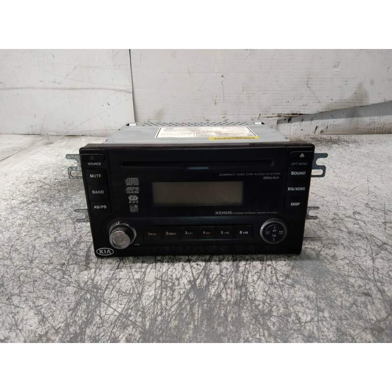 Recambio de sistema audio / radio cd para kia cerato 1.6 crdi referencia OEM IAM LACM5651EK 3850RCM121Z 10R023312