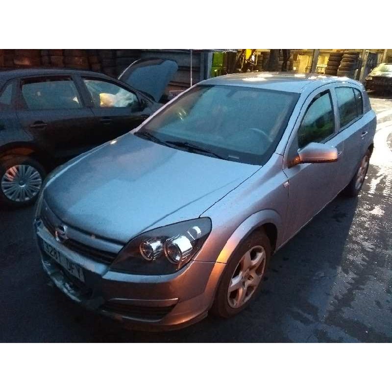 opel astra h berlina del año 2005