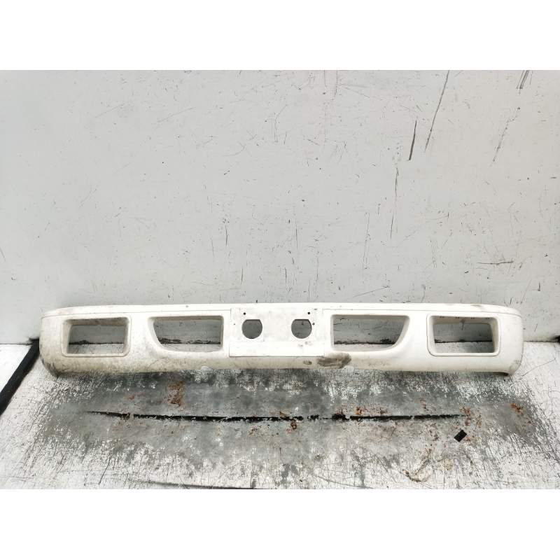 Recambio de paragolpes delantero para isuzu nkr77 nkr 85e2 referencia OEM IAM   2007