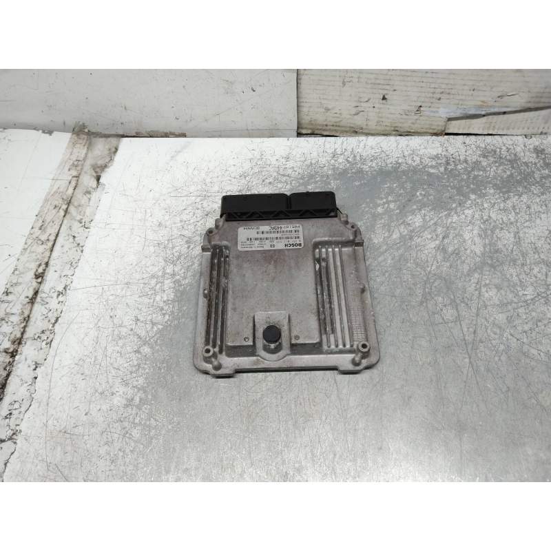 Recambio de centralita motor uce para dodge caliber s referencia OEM IAM 0281013693 P05187449AC BCAAB4