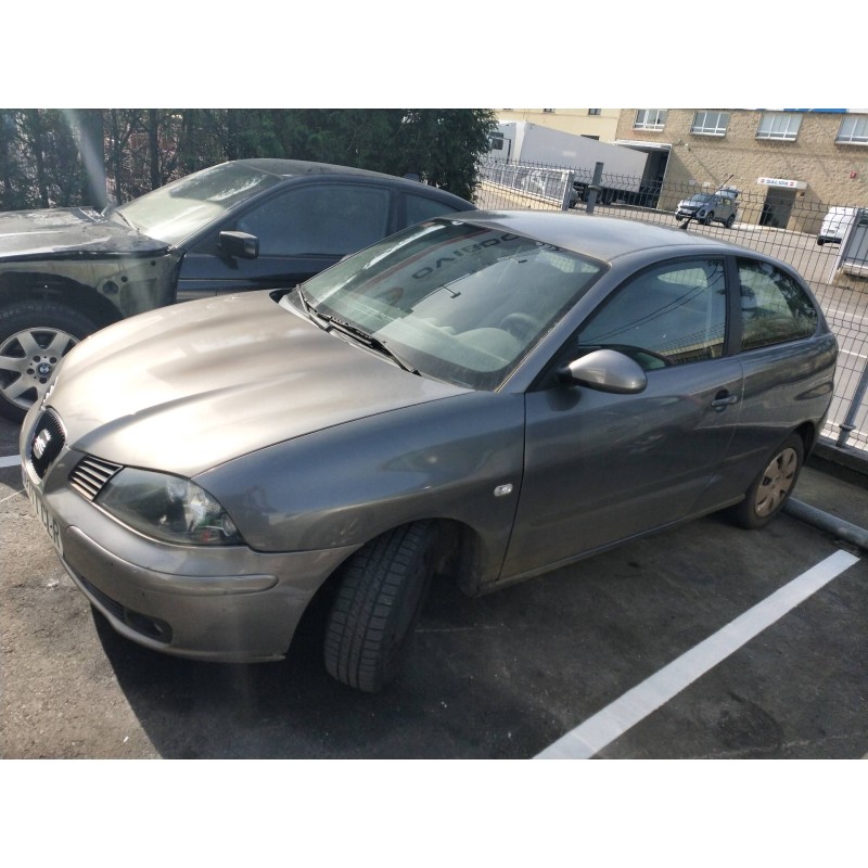 seat ibiza (6l1) del año 2003