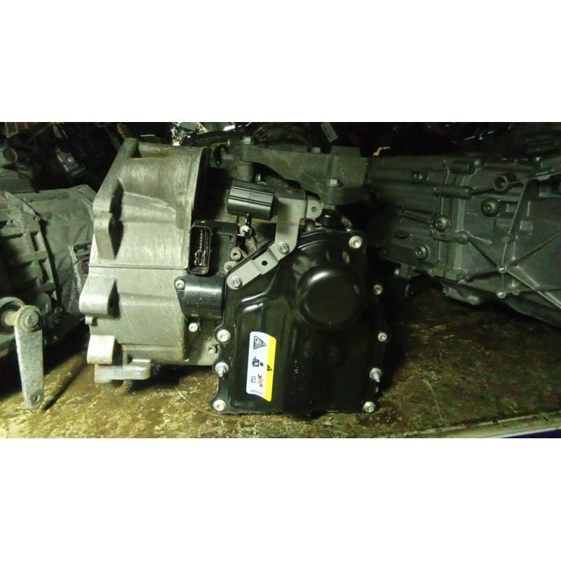 Recambio de caja cambios para audi a1 sportback (gba) 30 tfsi referencia OEM IAM URH AUTOMATICO 310323320815079 ED7CE005
