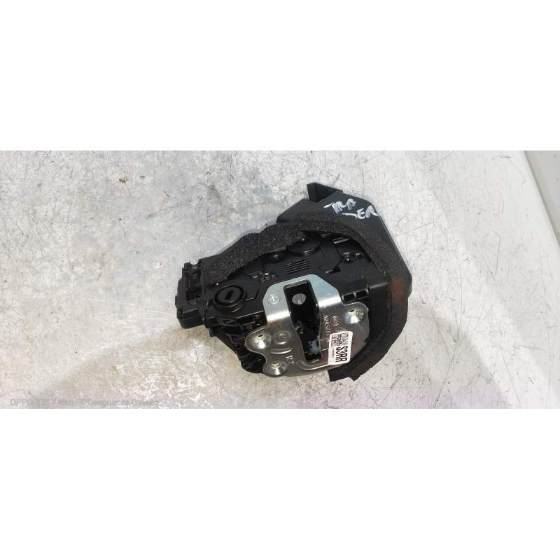 Recambio de motor cierre centralizado trasero derecho para kia rio (yb) 1.2 cat referencia OEM IAM 81420H8010  