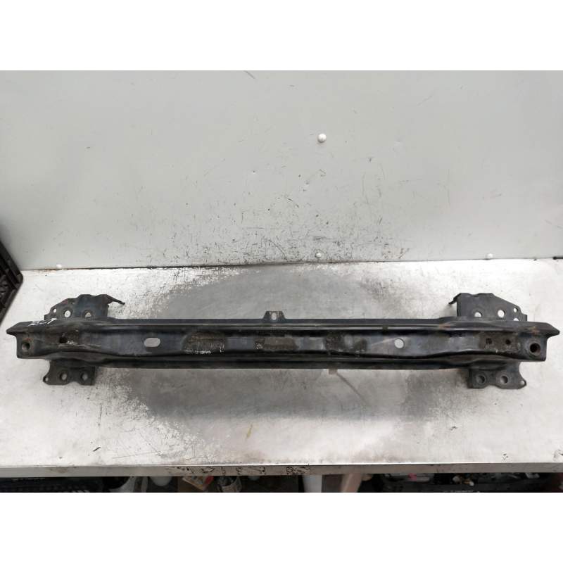 Recambio de refuerzo paragolpes delantero para volkswagen touareg (7la) referencia OEM IAM 3398010008  
