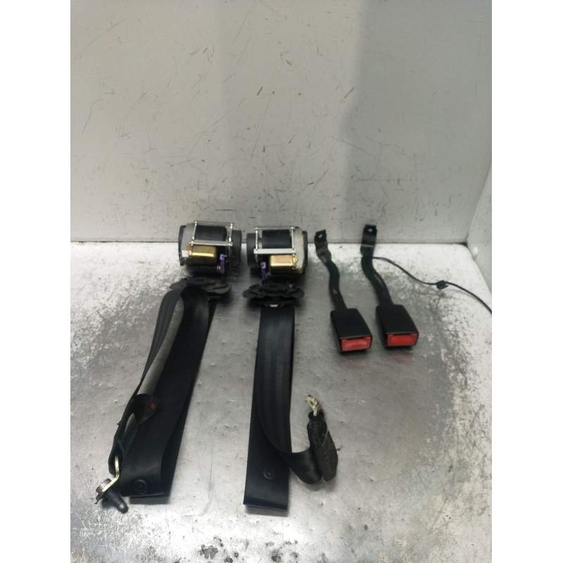 Recambio de juego cinturones delantero para seat altea (5p1) 1.6 referencia OEM IAM  5P 2004