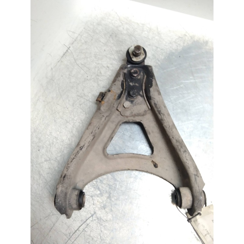 Recambio de brazo suspension inferior delantero izquierdo para renault 9 1.6 diesel referencia OEM IAM   