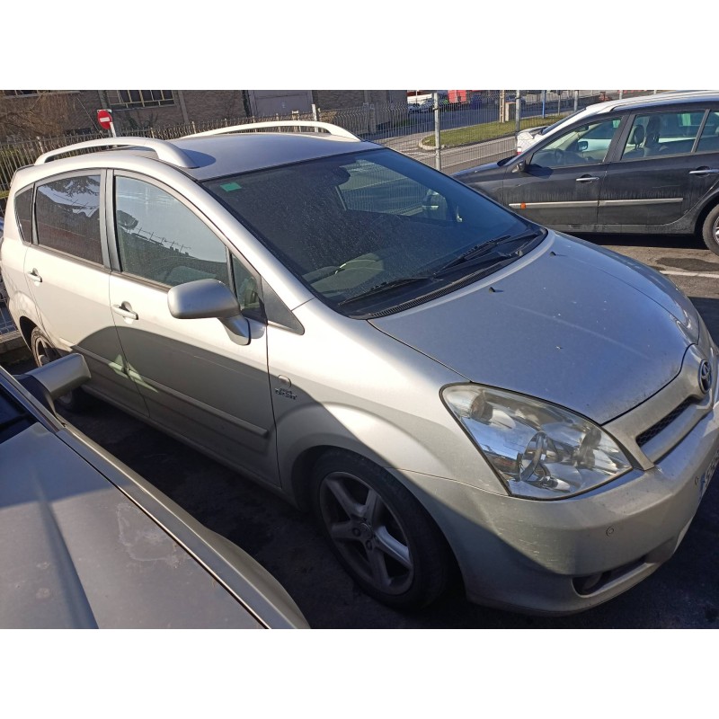 toyota corolla verso (r1) del año 2006