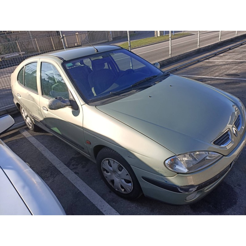 renault megane i fase 2 berlina (ba0) del año 2001