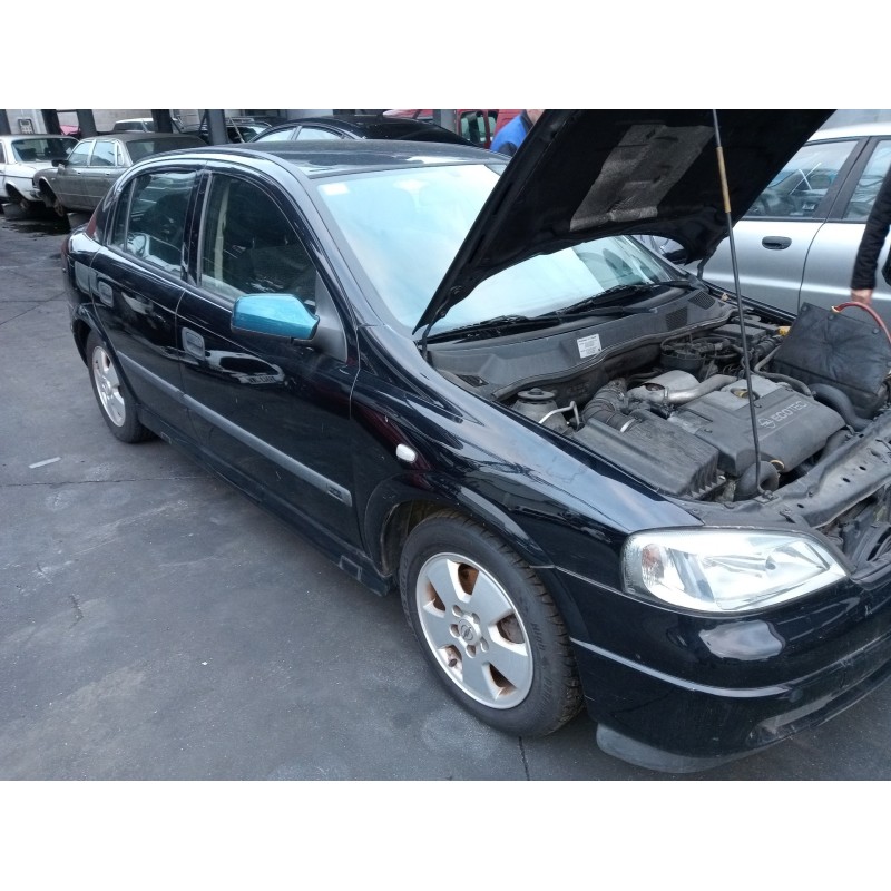 opel astra g berlina del año 2002