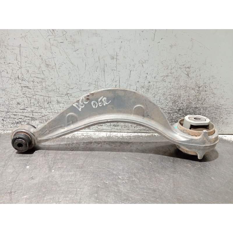 Recambio de brazo suspension inferior delantero derecho para jaguar f-pace referencia OEM IAM HK833C256  