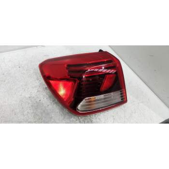 PILOTO TRASERO IZQUIERDO 92401H8 