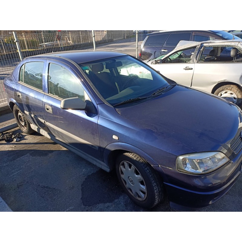 opel astra g berlina del año 1998