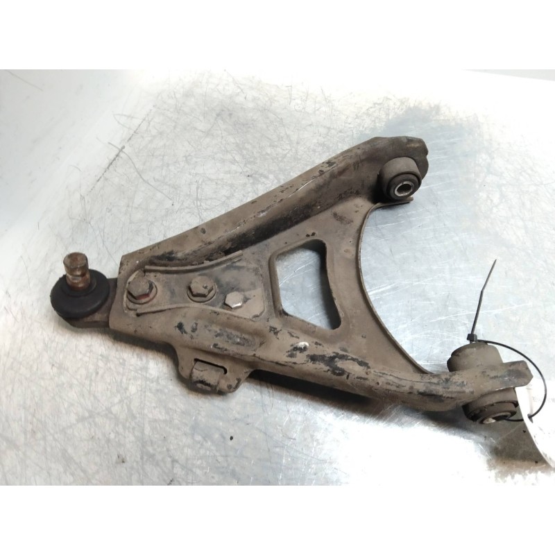 Recambio de brazo suspension inferior delantero izquierdo para renault 5 (b/c40) referencia OEM IAM   