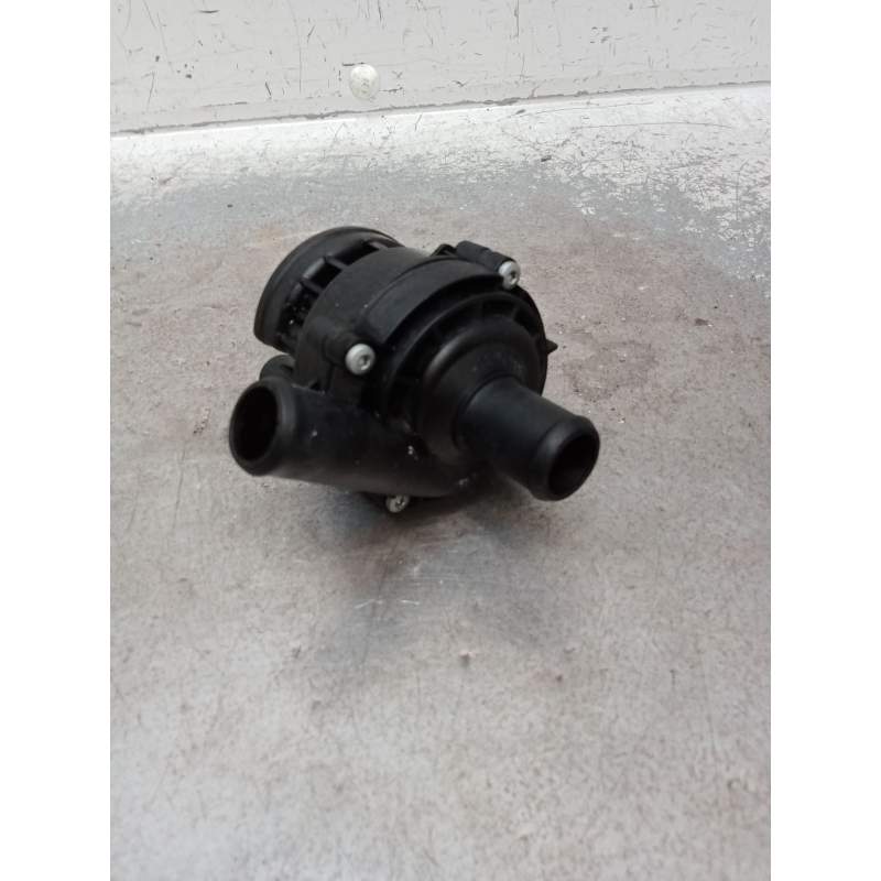 Recambio de bomba agua para mercedes-benz clase c coupé (c205) c 220 d (205.304) referencia OEM IAM A2118350364 0392023000 