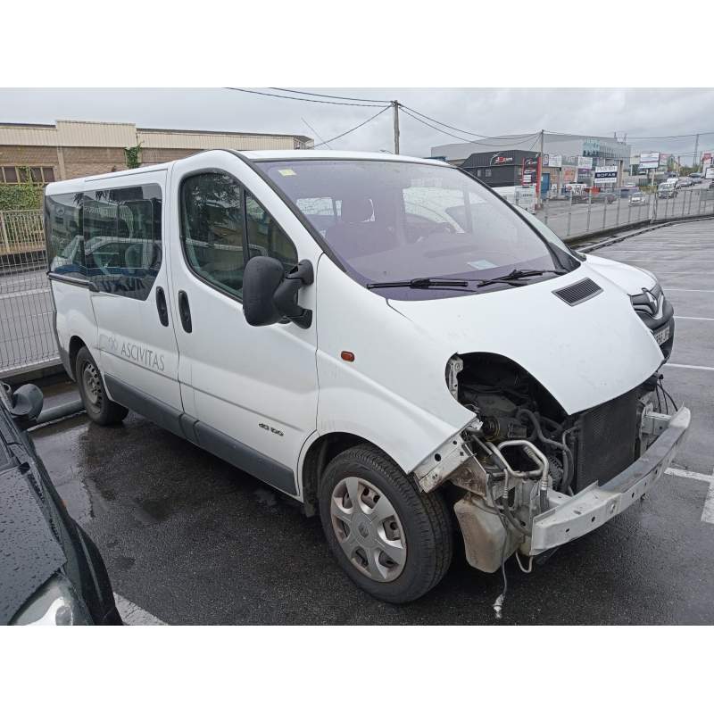 RENAULT TRAFIC COMBI (AB 4.01)